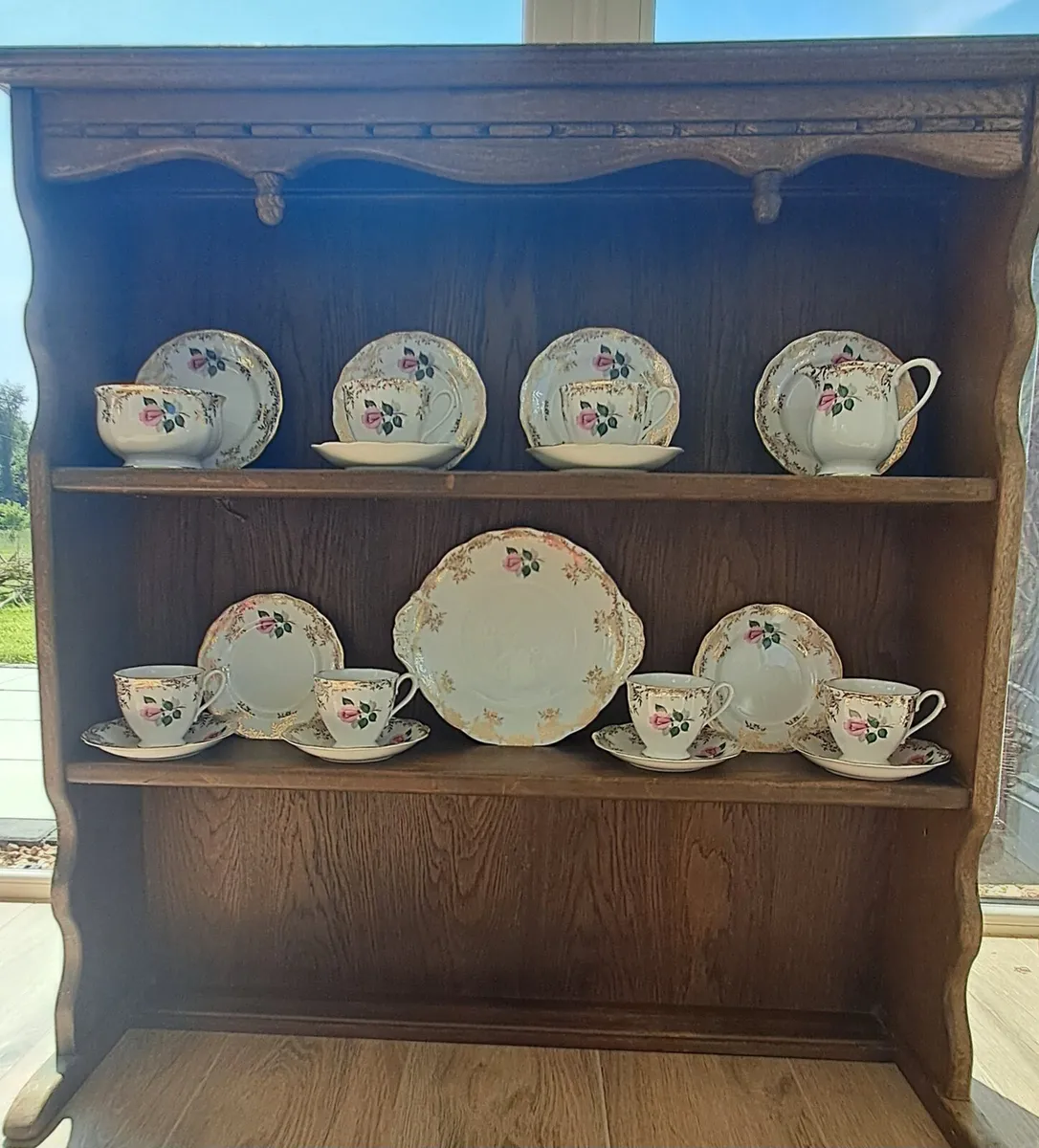 Oak wall dresser - Image 1