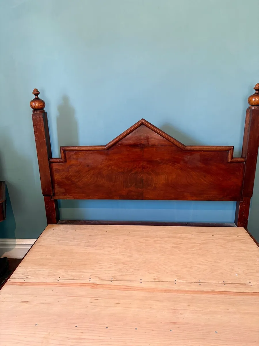 Antique bed - Image 3