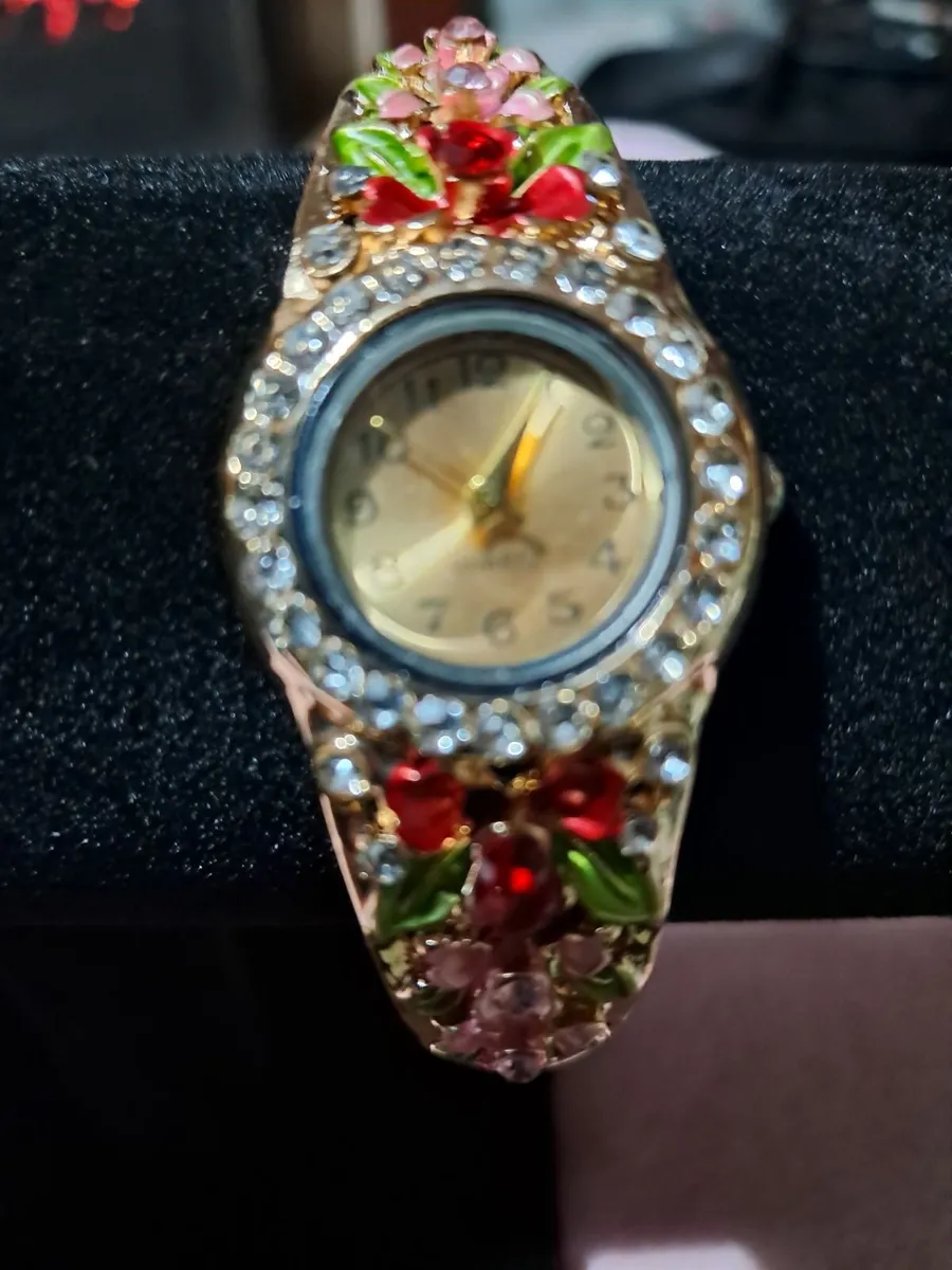Jewellery - Image 2