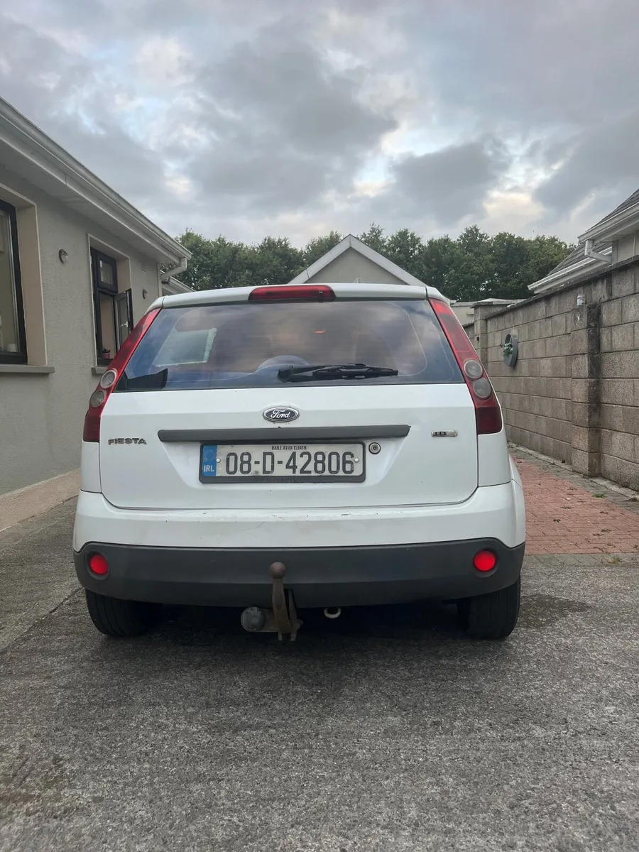 Ford Fiesta 2008 - Image 2