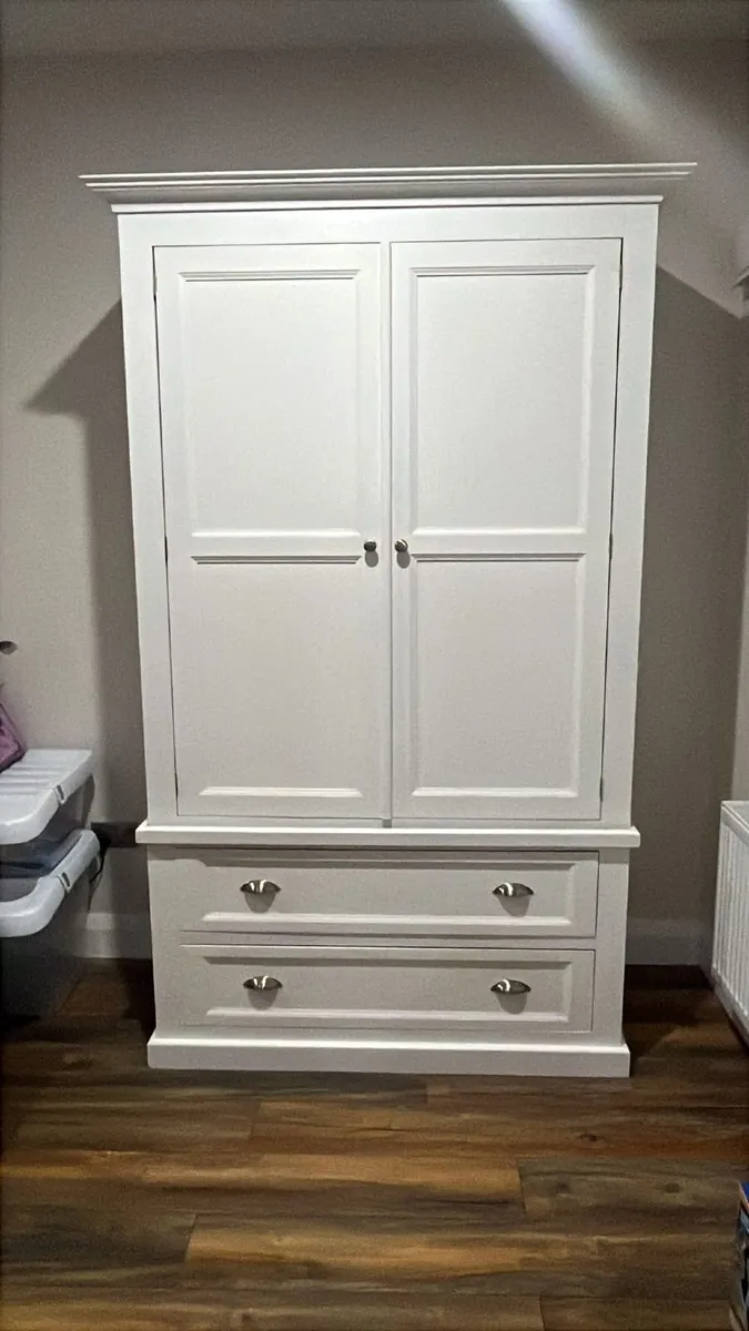 Wardrobe - Image 2