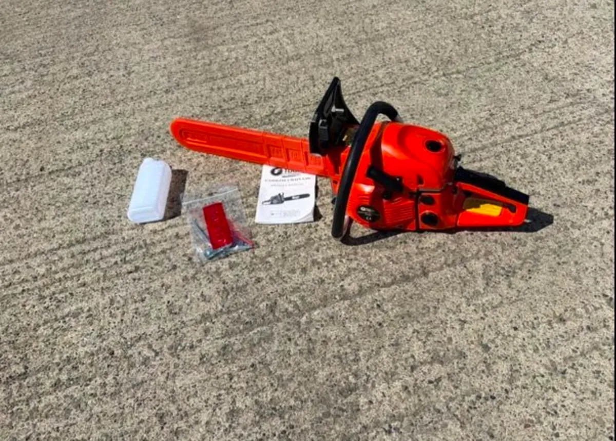 Brand New 52CC Chainsaw - Image 1