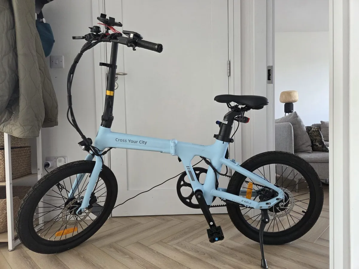 ADO AIR 20 Foldable electric bike - Image 2