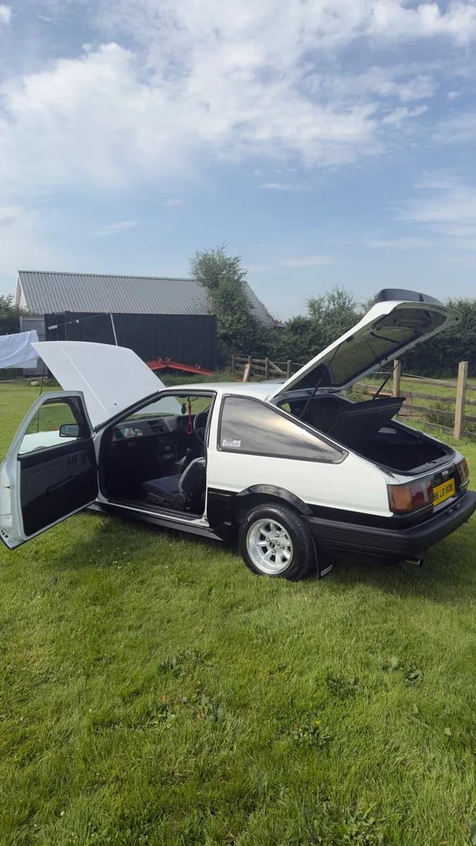1986 AE86 Toyota Corolla GT - Image 3