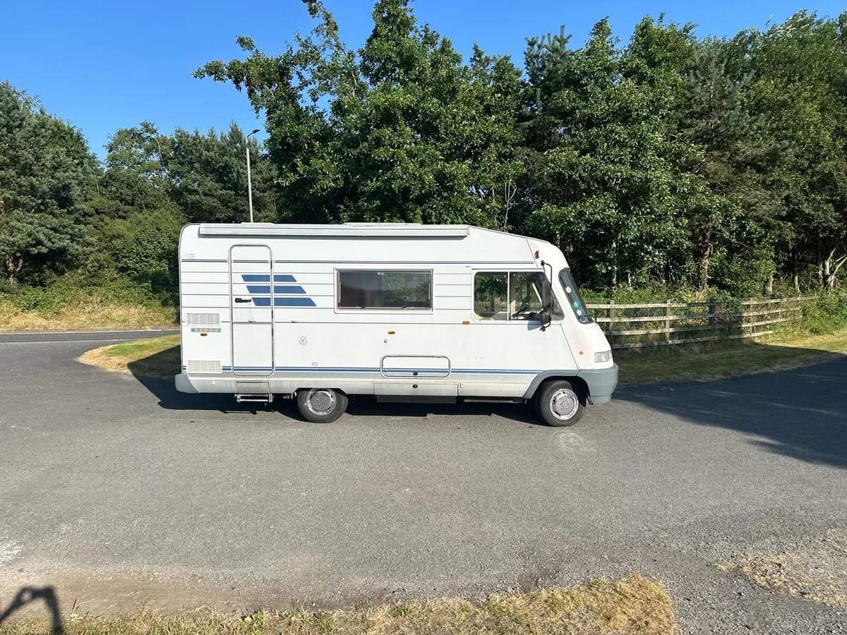 Hymer A class - Image 3