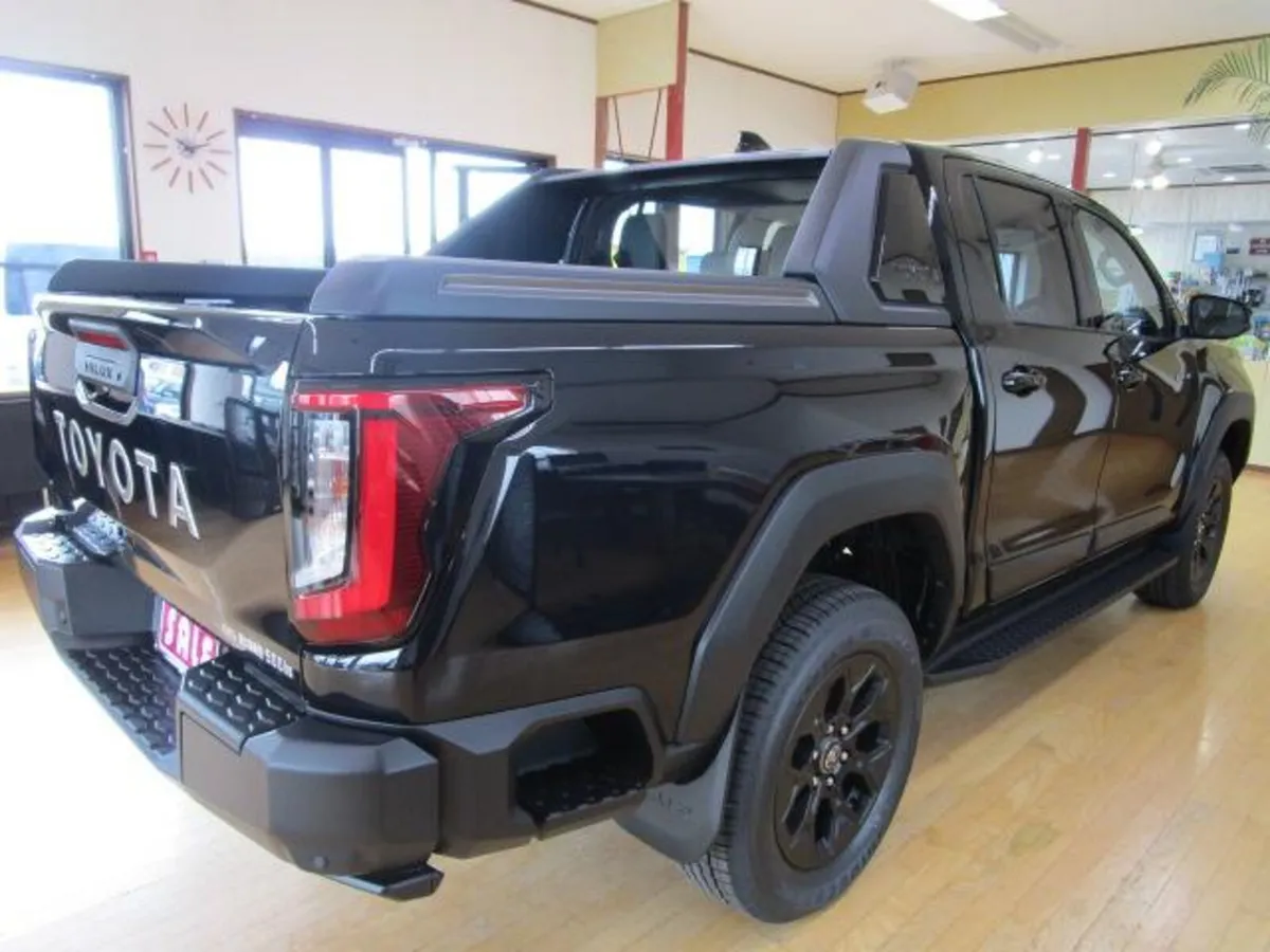 2026 Toyota Hilux Z Adventure Sport - Image 4