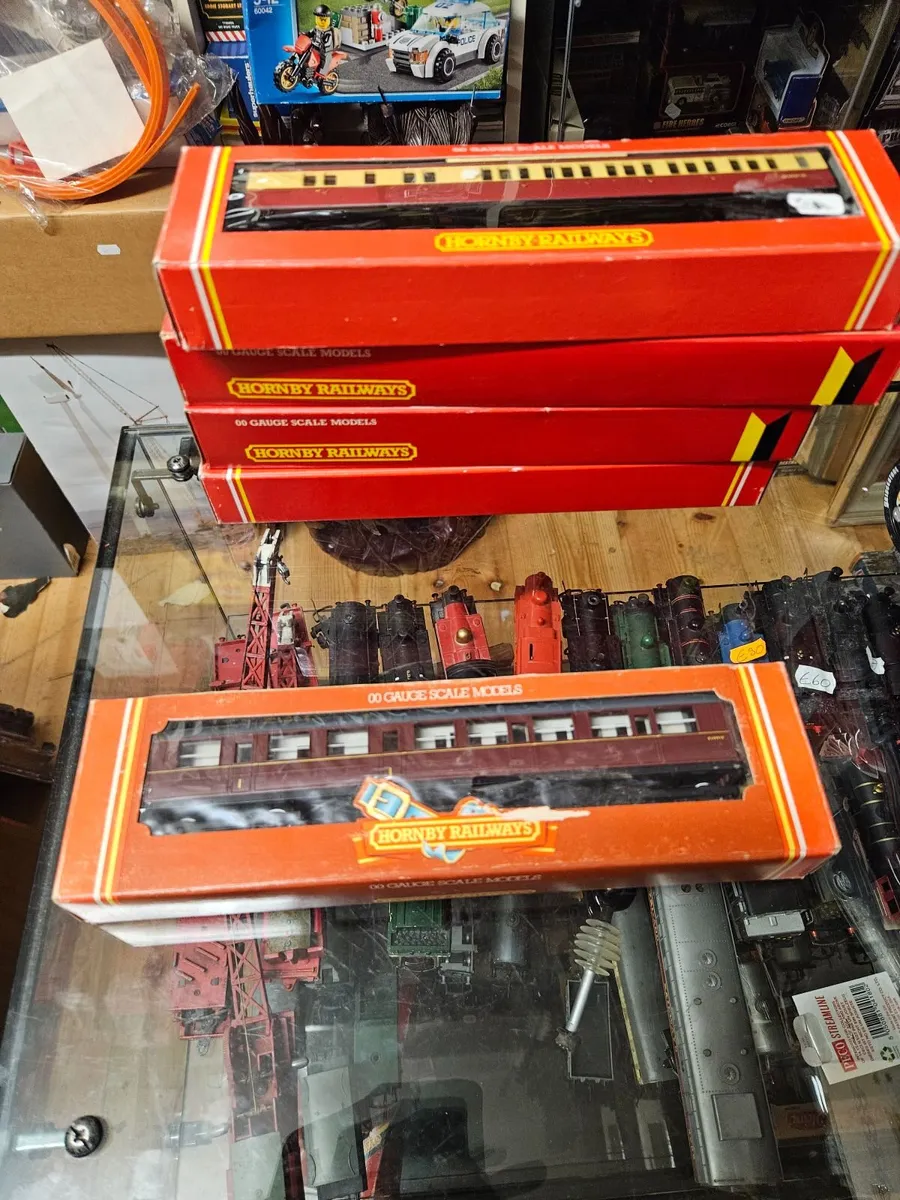 Hornby OO Gauge Carraige