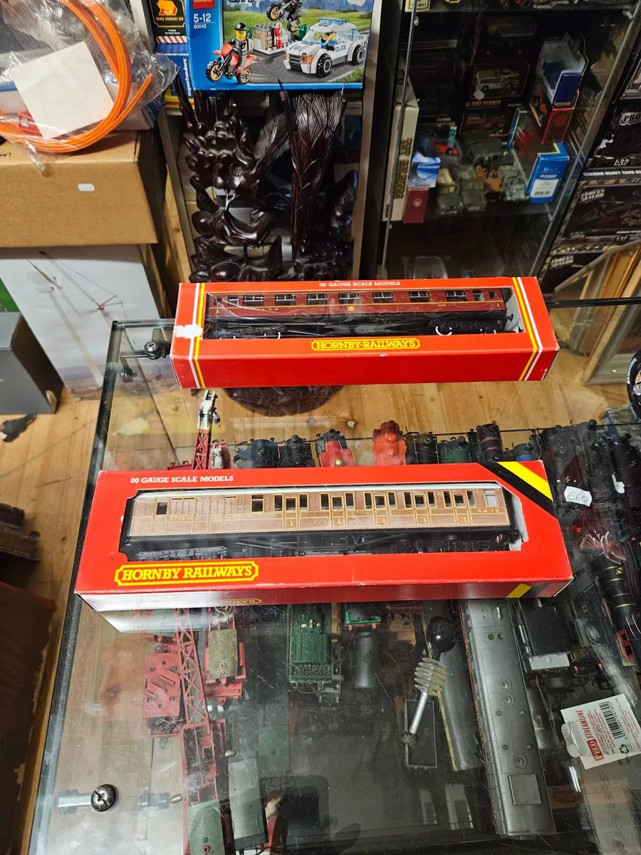 Hornby OO Gauge Carraige