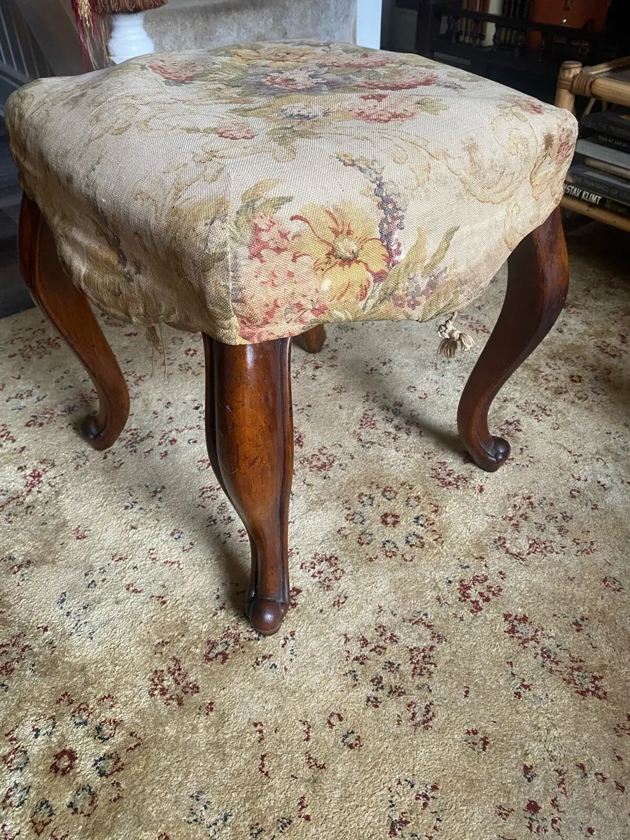 Victorian mahogany upholstered foot stool - Image 4