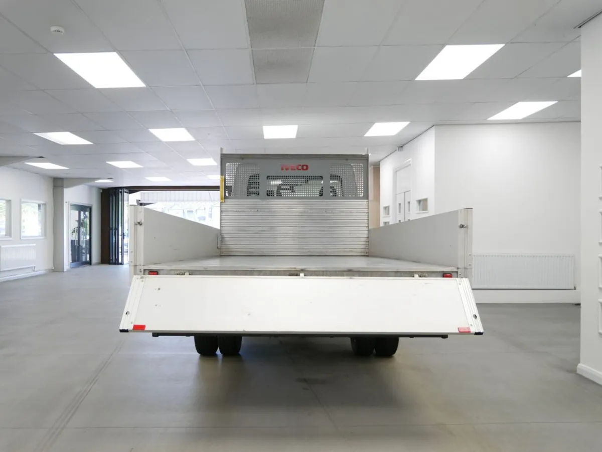 VB - 2023 Iveco Daily Dropside Van - Image 2