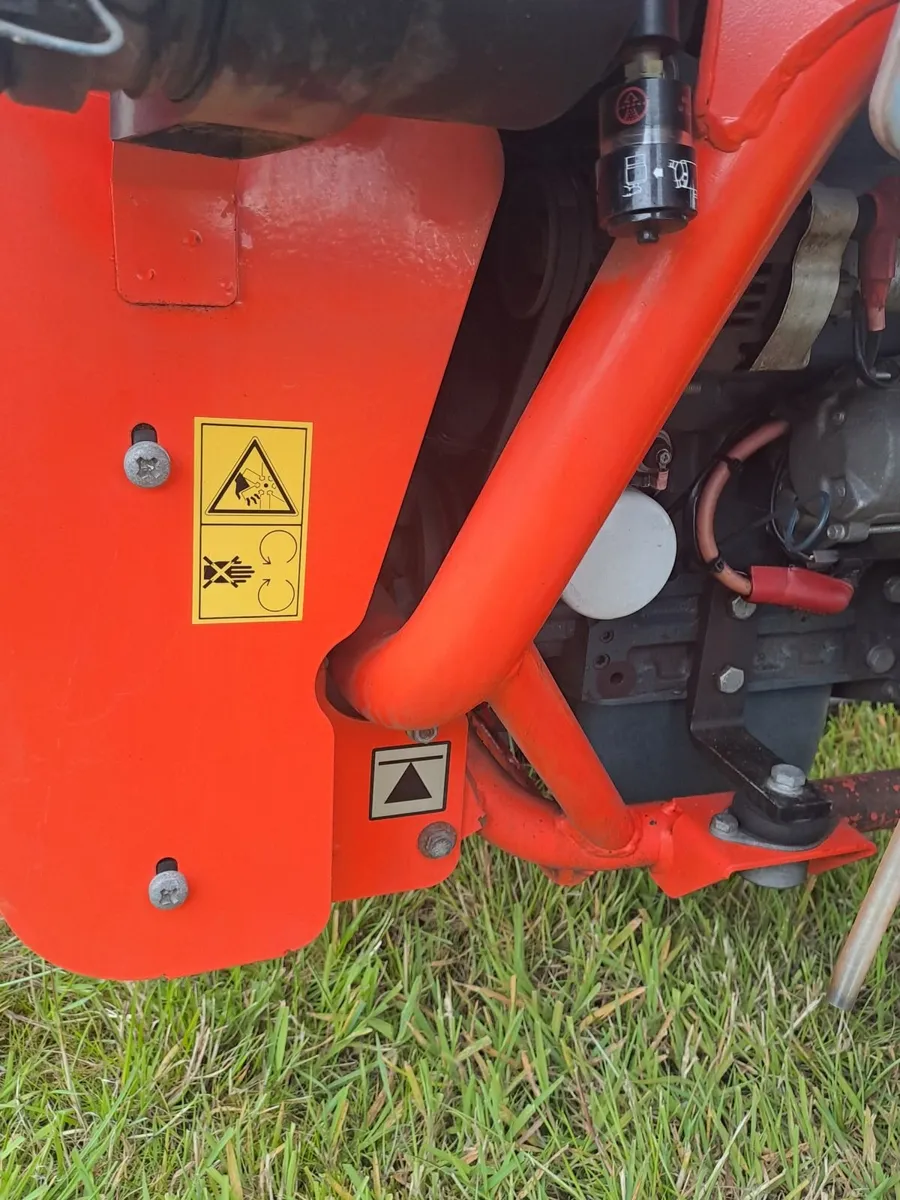 Kubota ride on mower jacobsen toro - Image 4