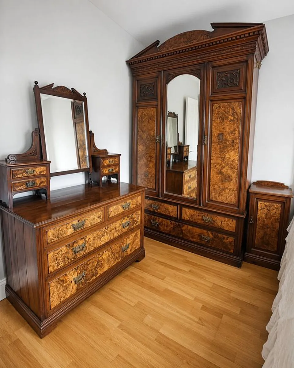 Antique Walnut Bedroom Suite - Image 1