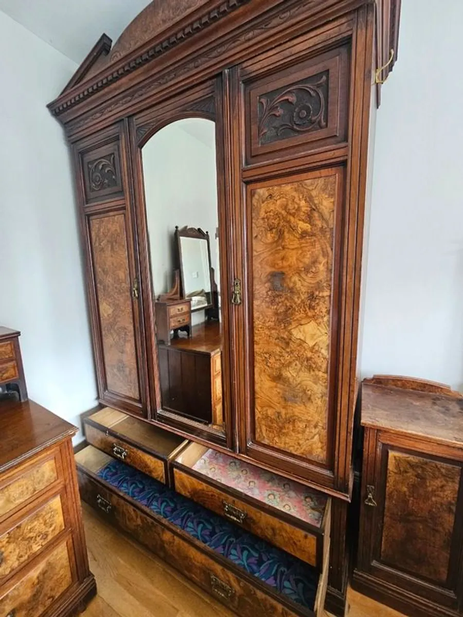 Antique Walnut Bedroom Suite - Image 4