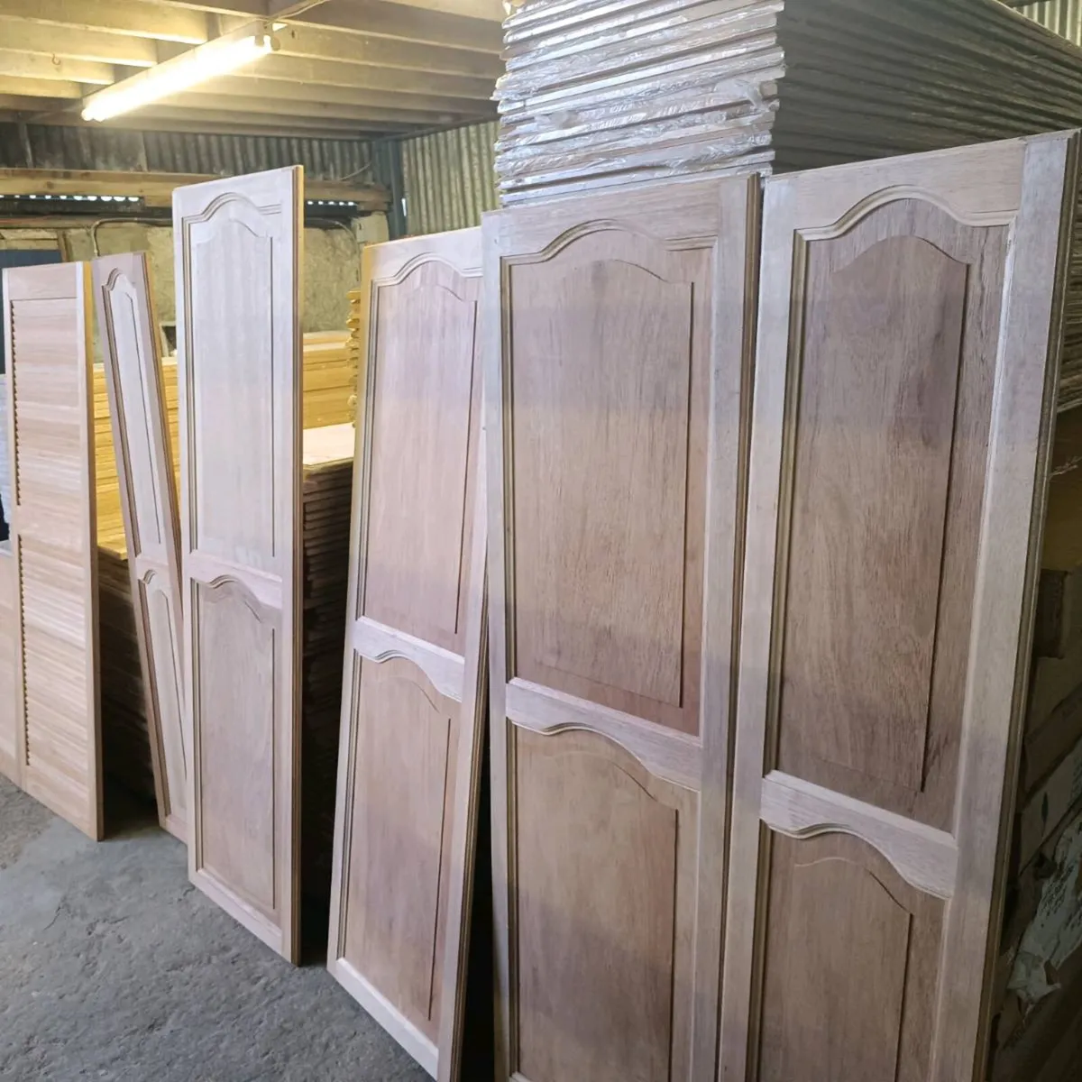 Hardwood Cabinet and Louvre doors - Image 4