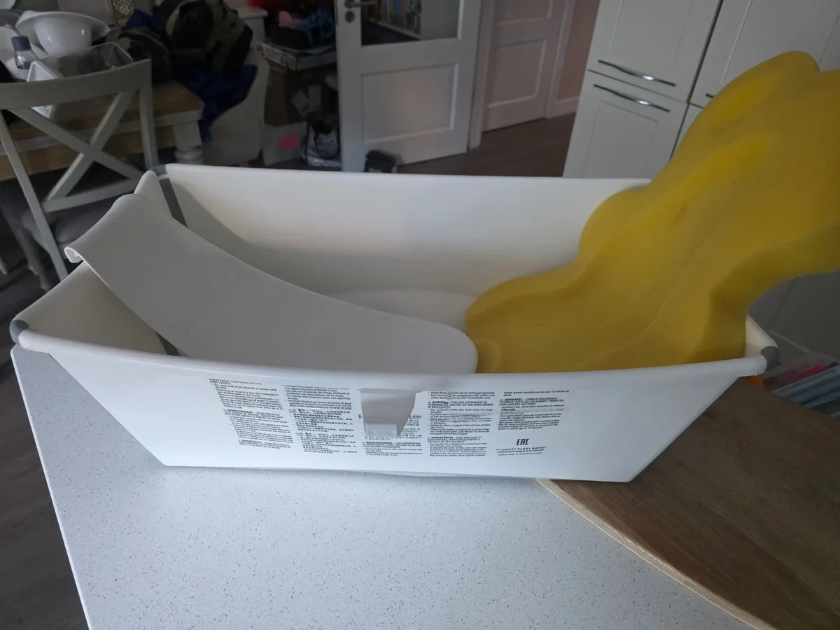 Stokke Flexi Bath with Sponge Insert - Image 3