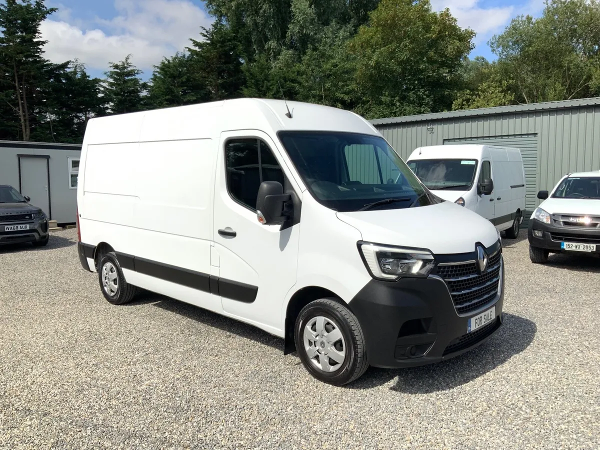 Renault Master Mwb 2.3 Dci ( 1 year warranty ) . - Image 1