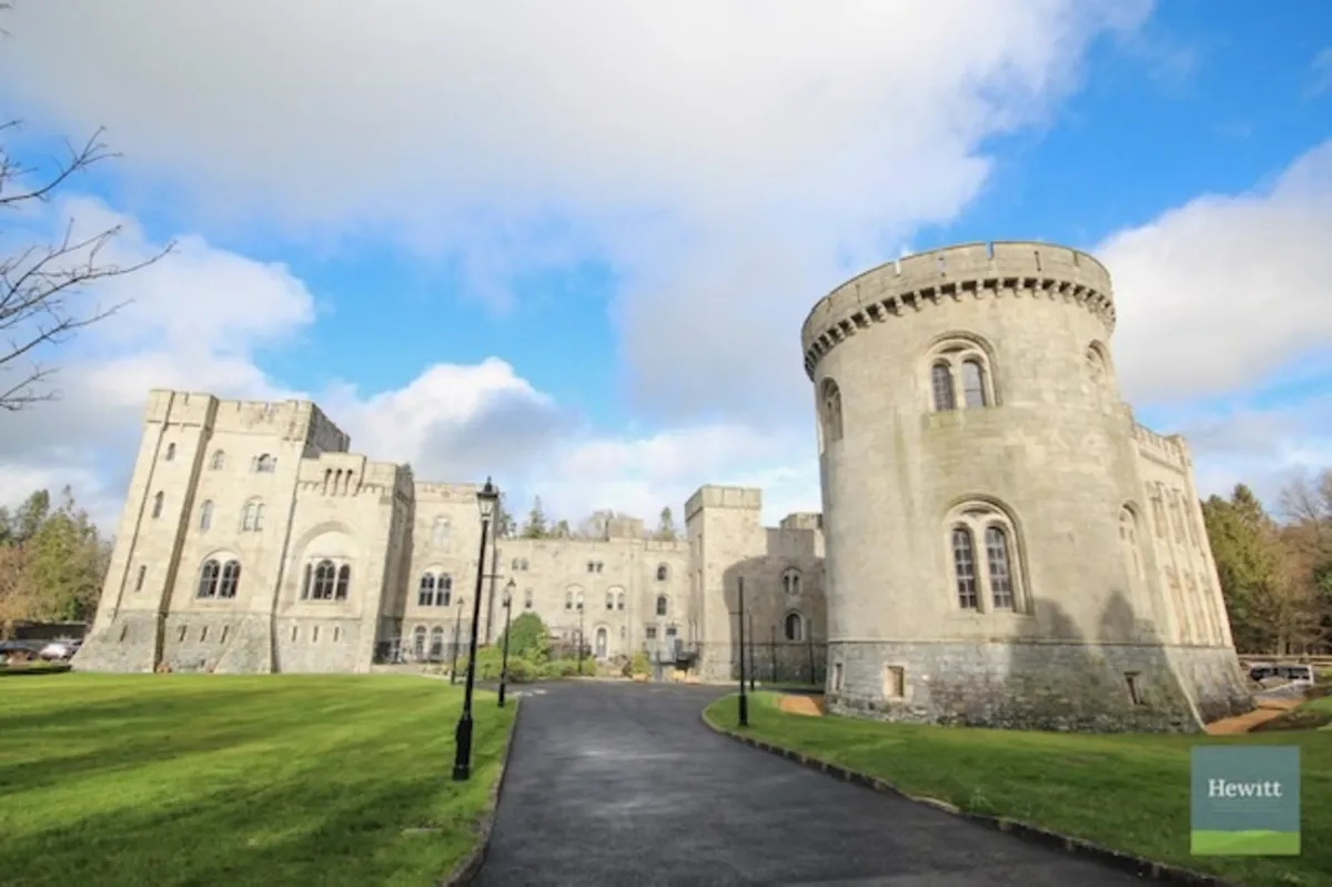 3 bed house in Gosford castle Co Armagh - Image 1