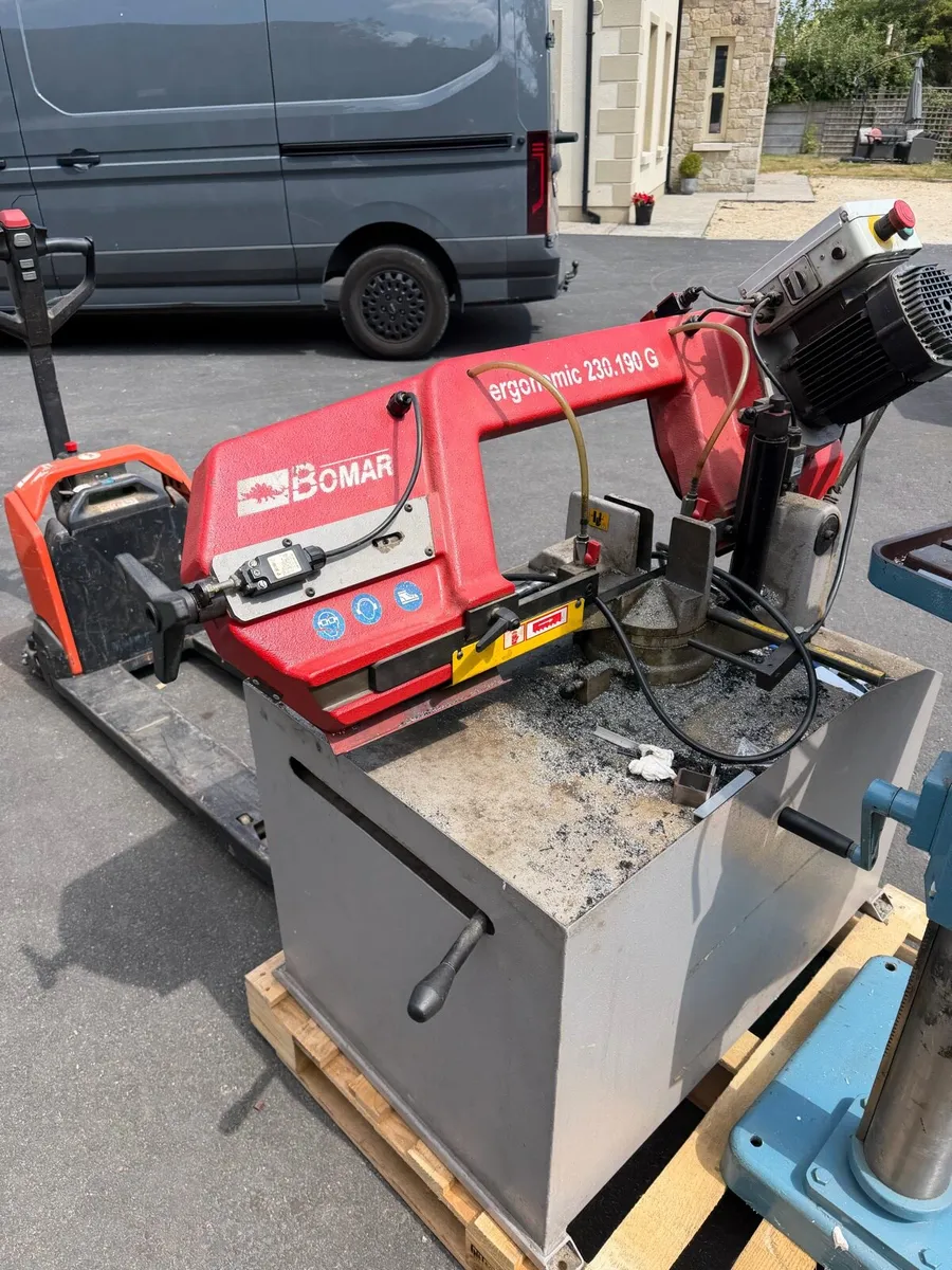 Ex school Bomar swivel head bandsaw - Image 2