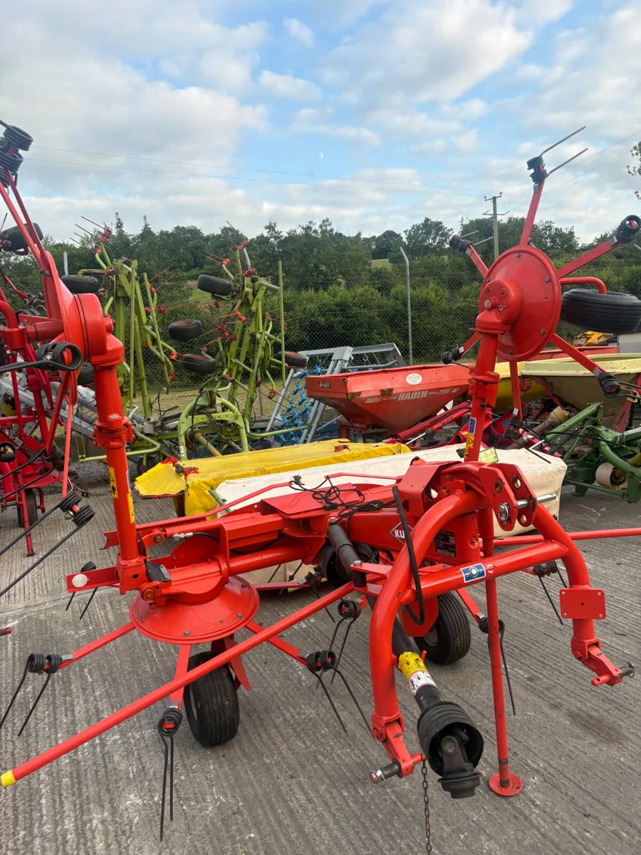 KUHN  GF502 TEDDER - Image 3
