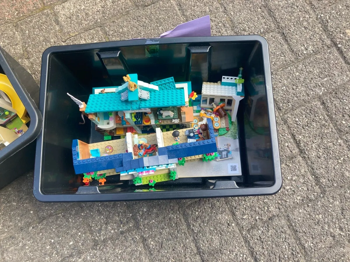 Lego sets free postage - Image 1