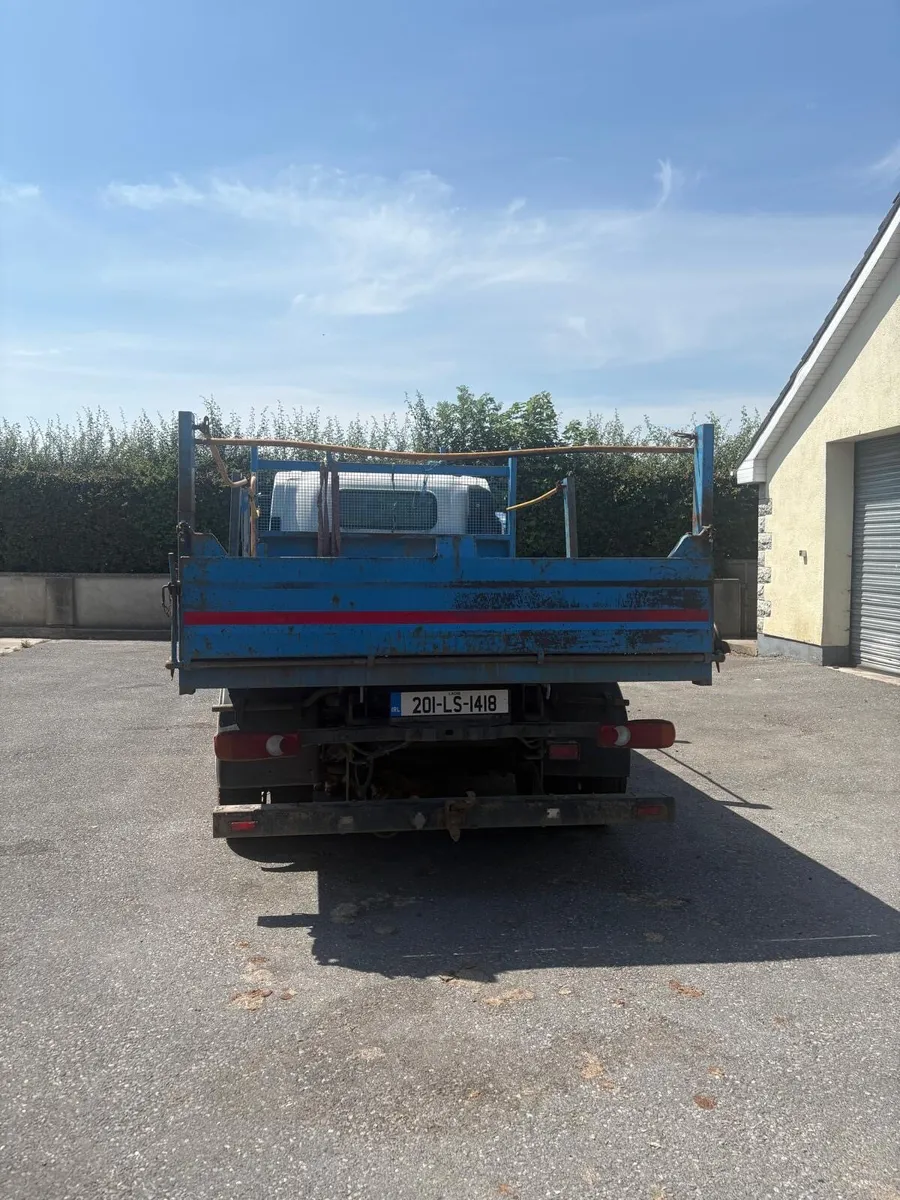 Isuzu 7.5 tonne tipper - Image 3