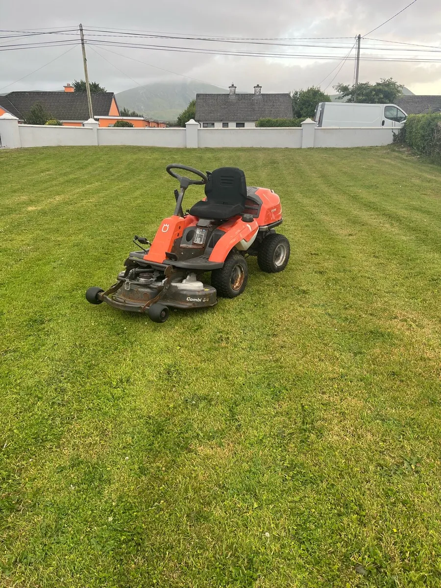 Husqvarna ride on lawnmower - Image 1
