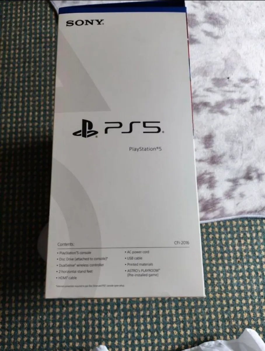 Playstation 5 bundle - Image 2