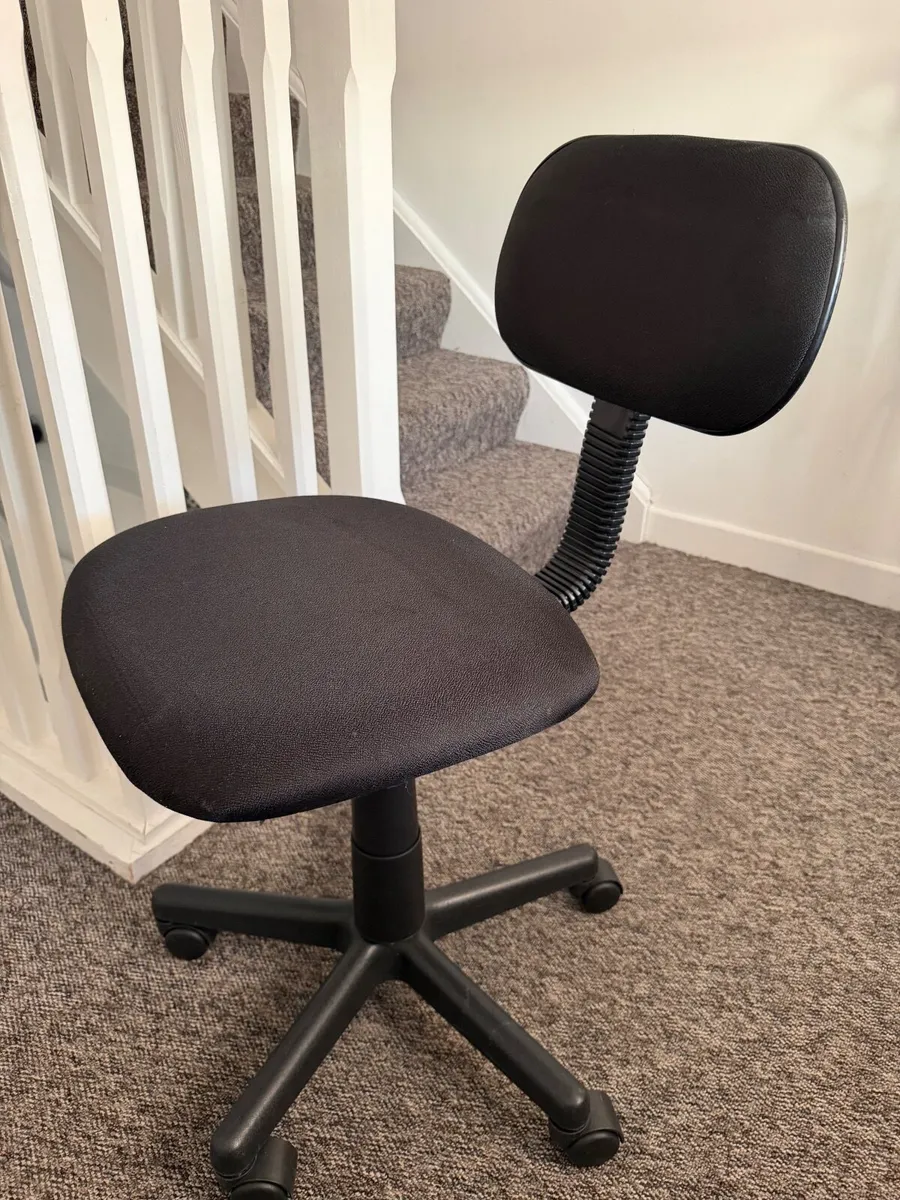 Desk chair - Image 2