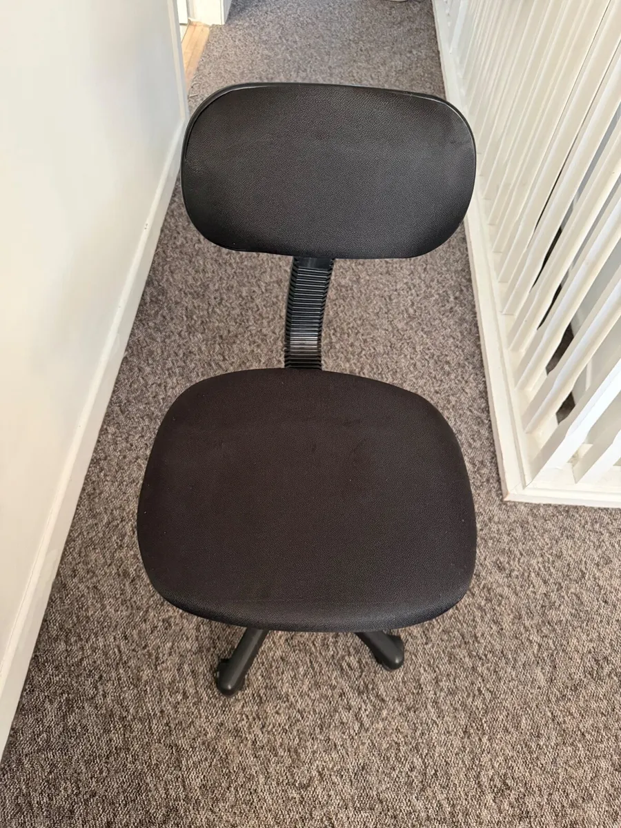 Desk chair - Image 3