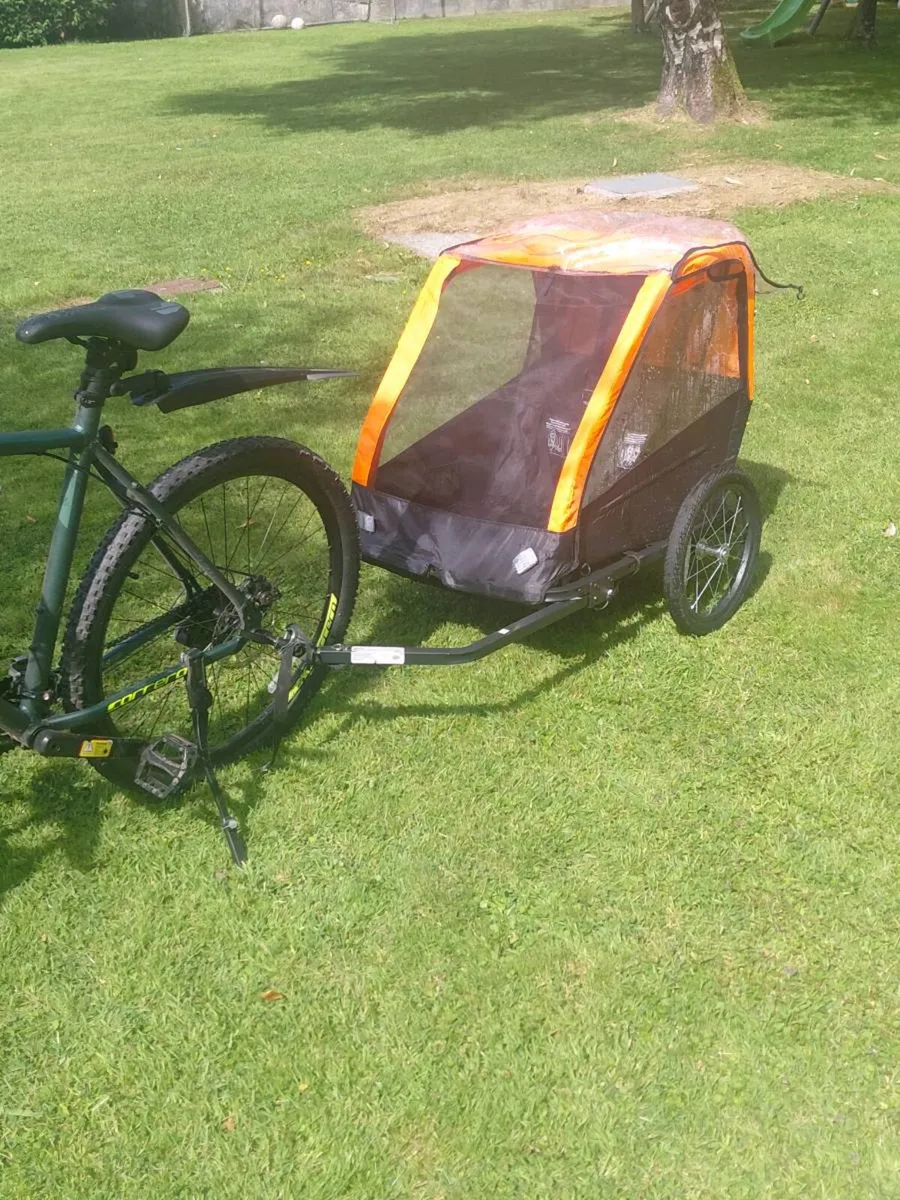 Bike trailer - Image 1