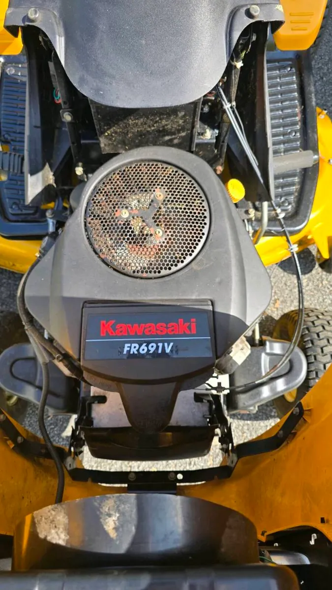 50" ZERO TURN KAWASAKI CUB CADET - Image 3