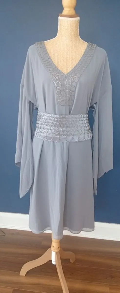 Elements Collection. Amanda Wakeley Dress .Size 16 - Image 1