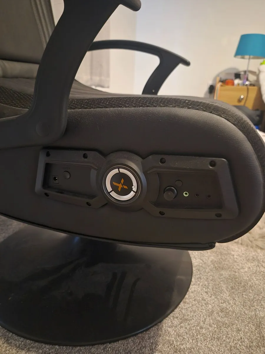 Gaming Chair - Image 2