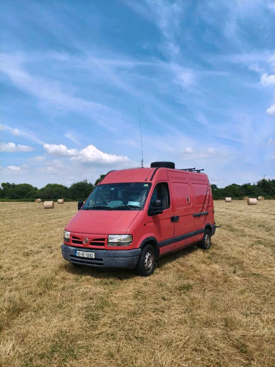 Nissan interstar campervan - Image 1