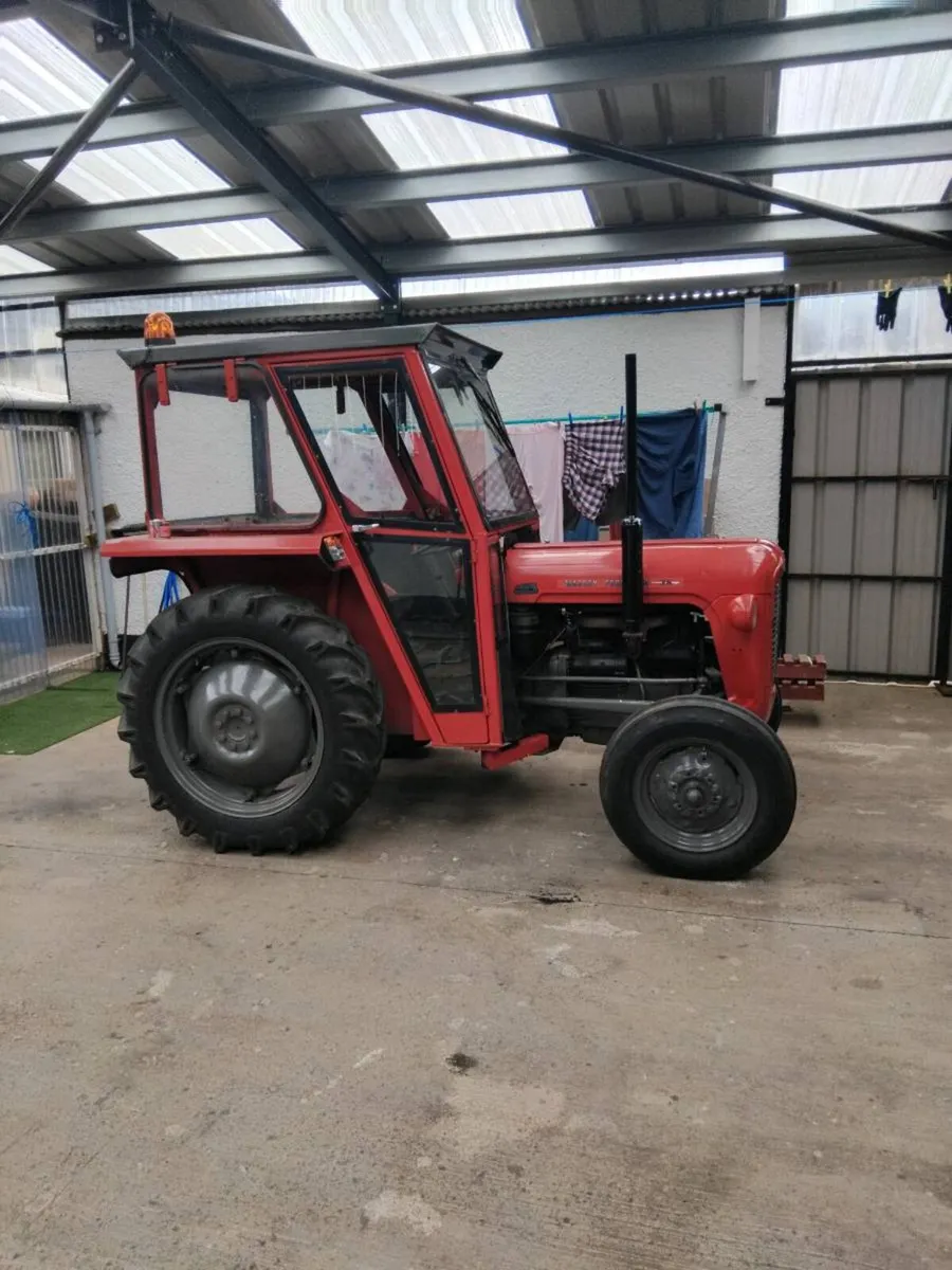 Vintage tractors - Image 1