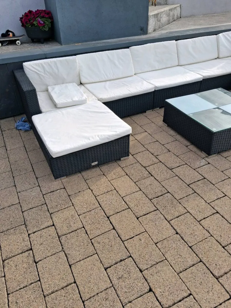 Rattan garden furniture - Image 2