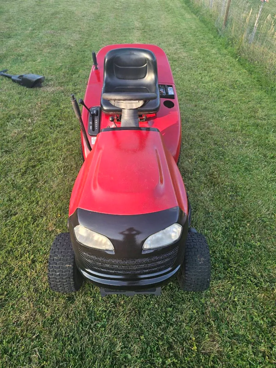 Ride on lawnmower - Image 3