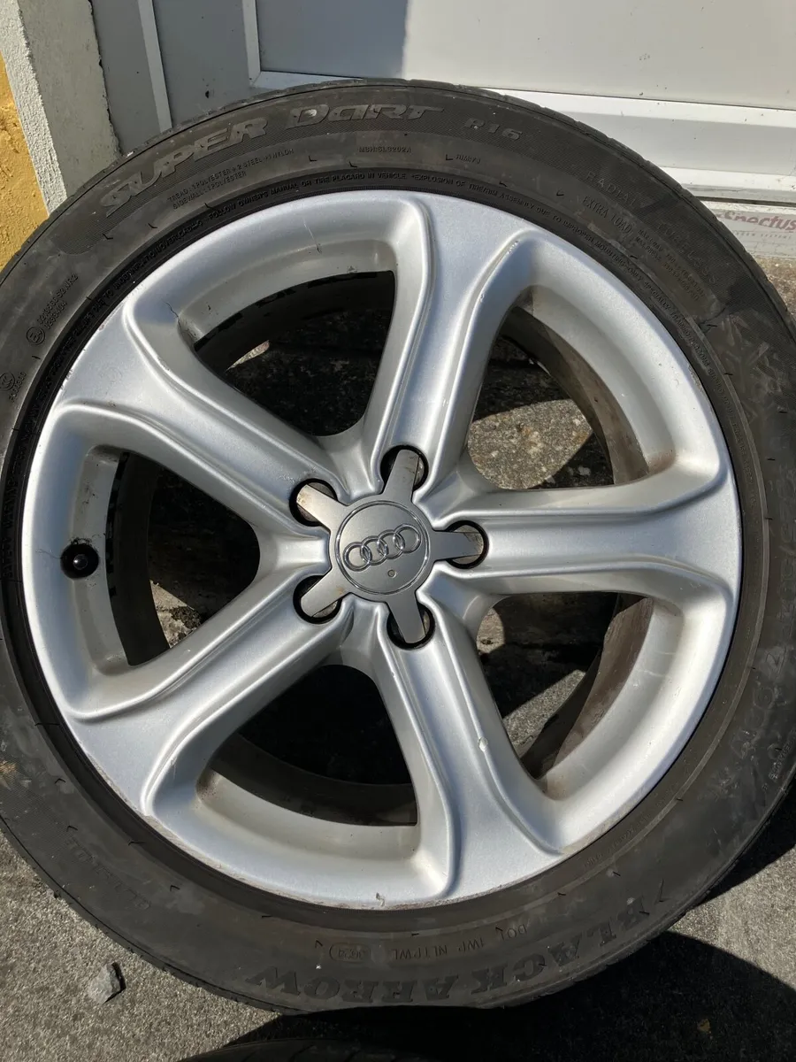 Audi A4 17” 5 Spoke Alloy Wheels - Image 4