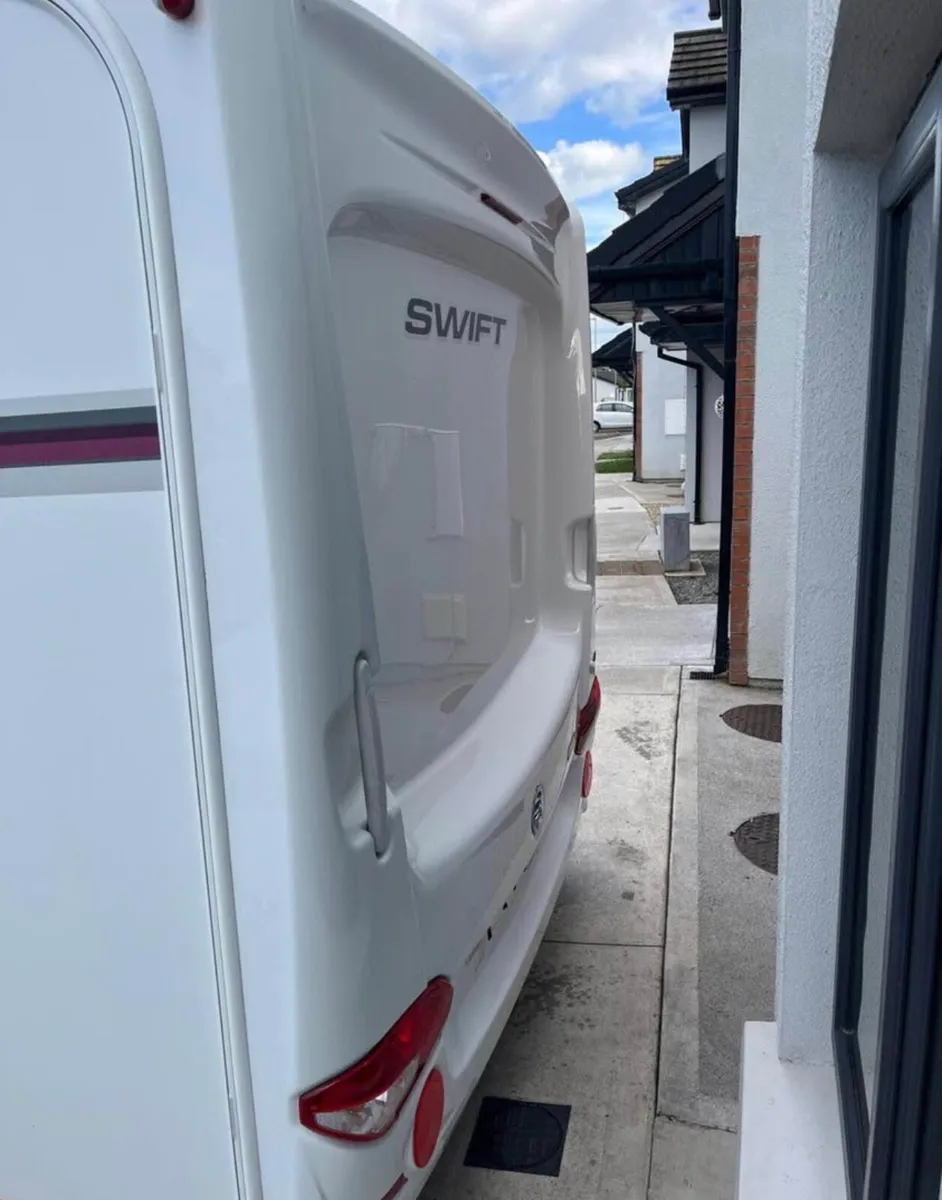 Swift caravan - Image 3