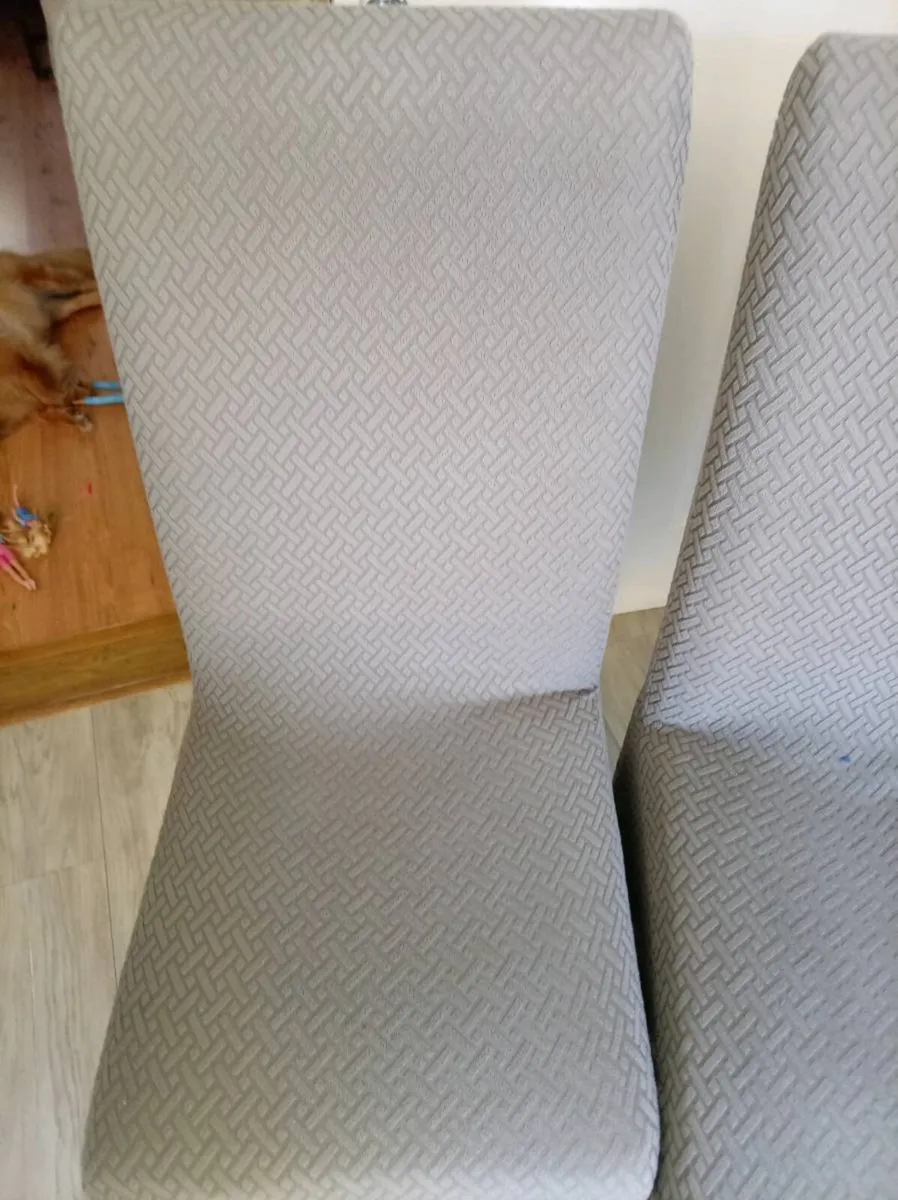 6 cream dining chairs with grey covers - Image 2