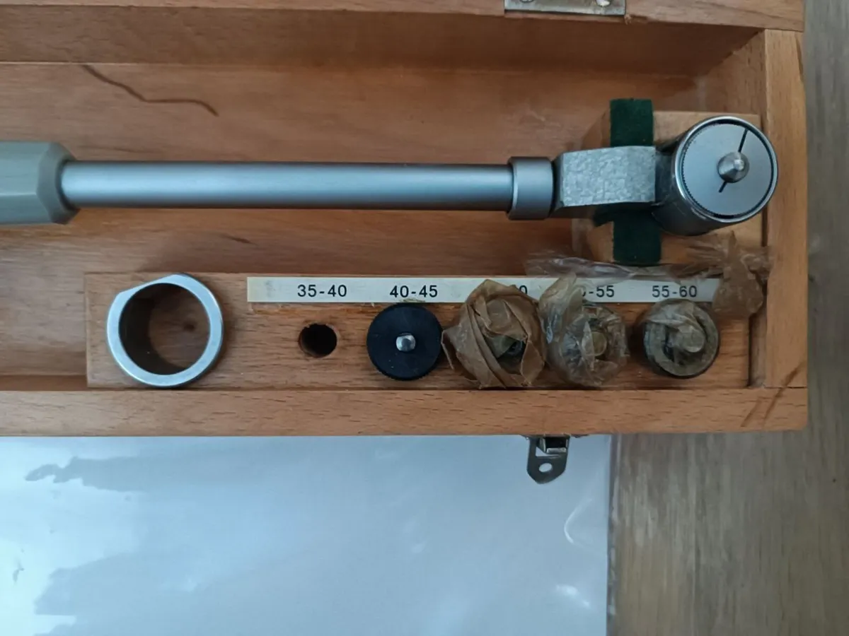 GDR INTOS 3 Dial Bore Gauge 35-60 mm - Image 2
