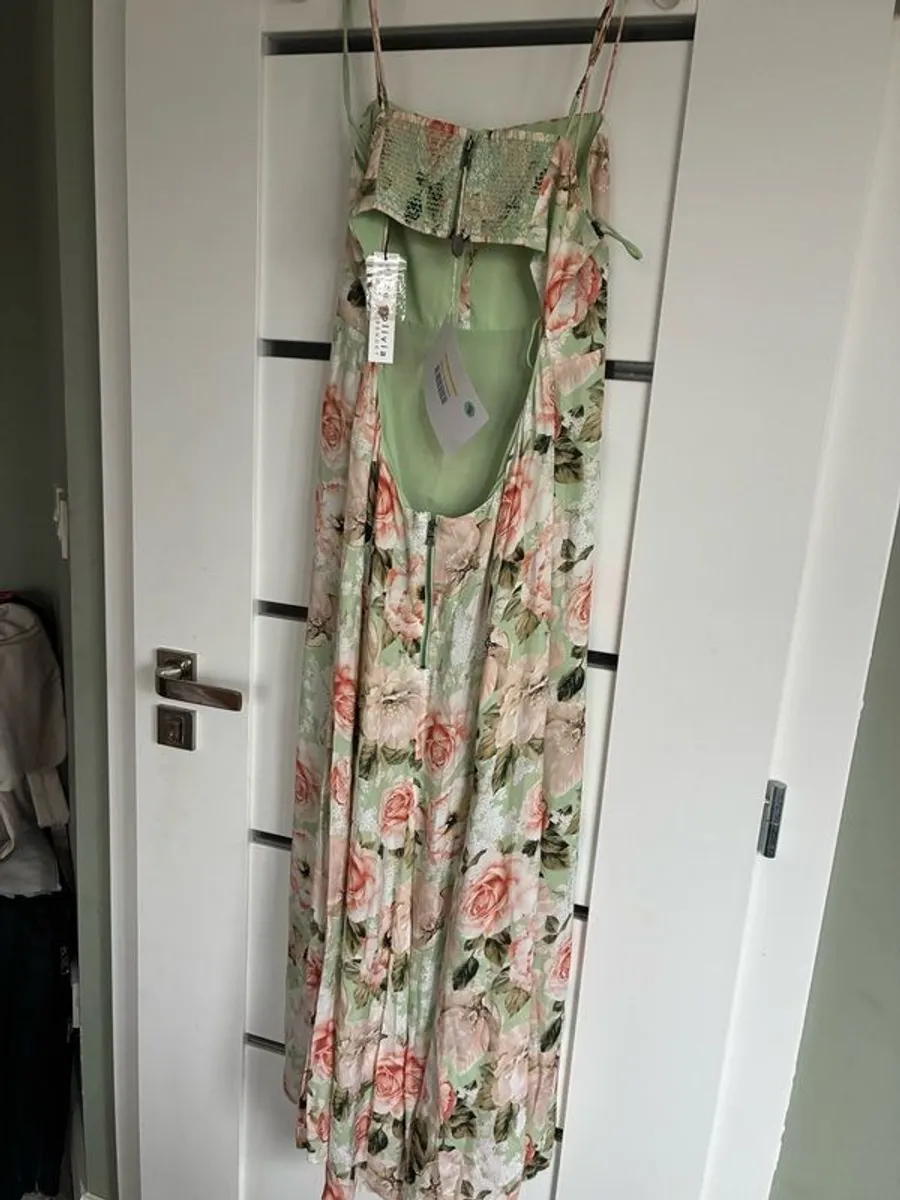Stunning Alice + Olivia dress new - Image 3