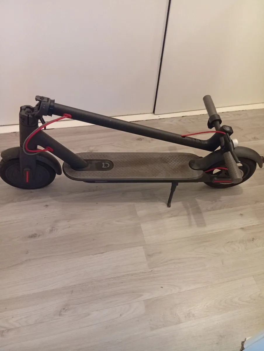 Electric Scooter Xiaomi m365 for parts/repair - Image 1