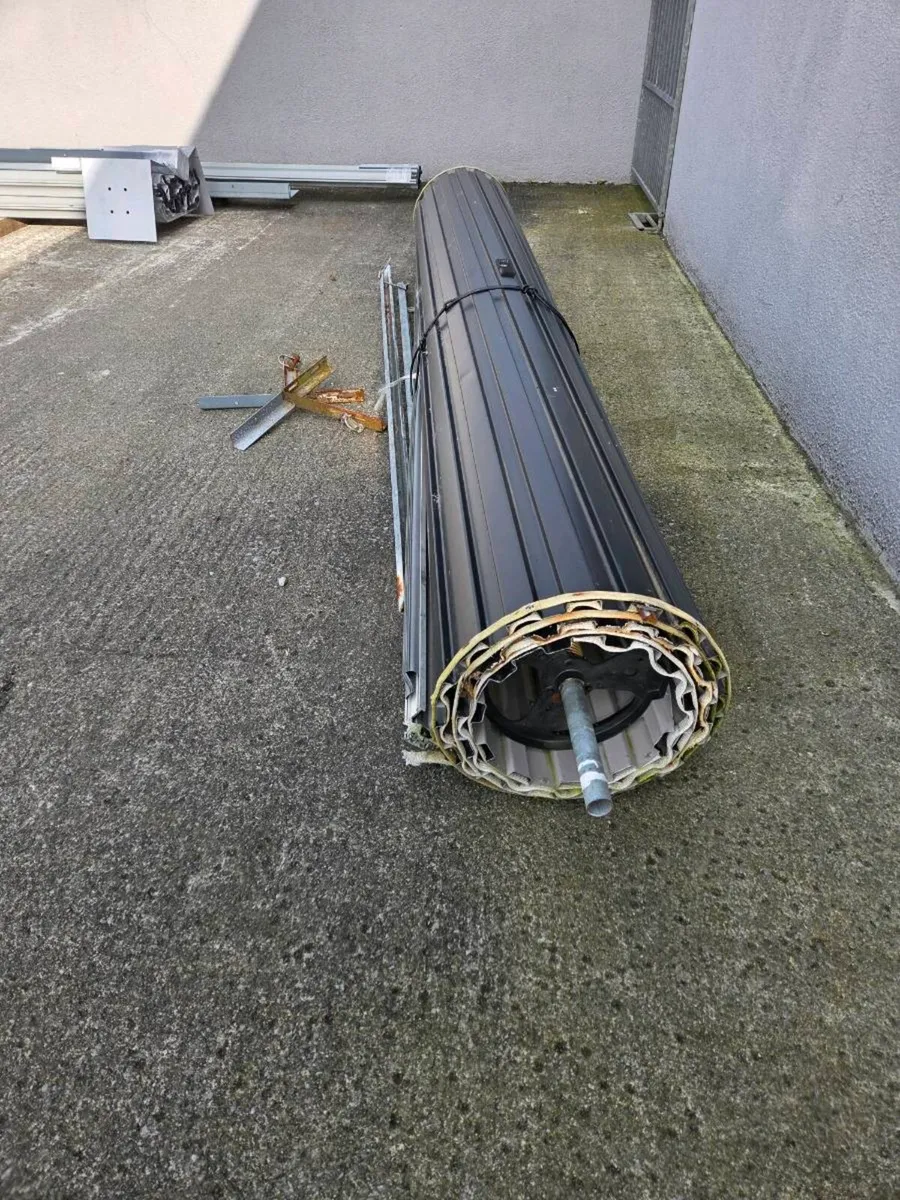 Garage roller door - Image 2