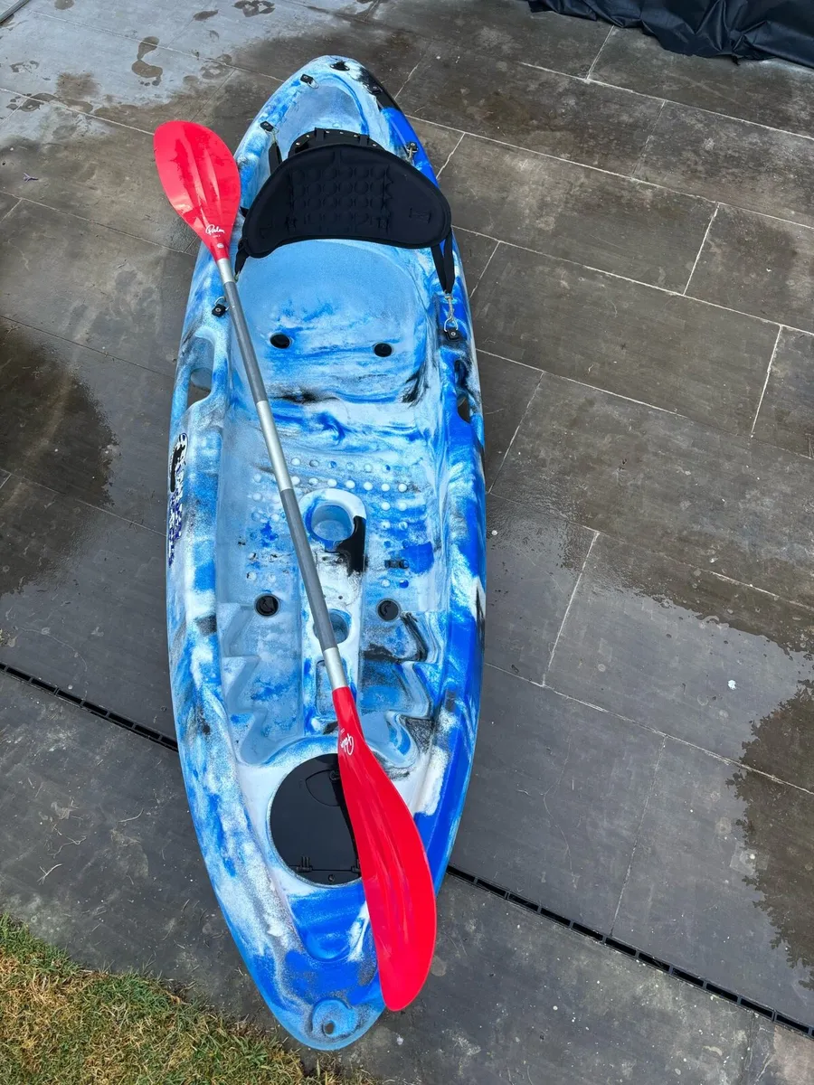 Kayak - Image 2