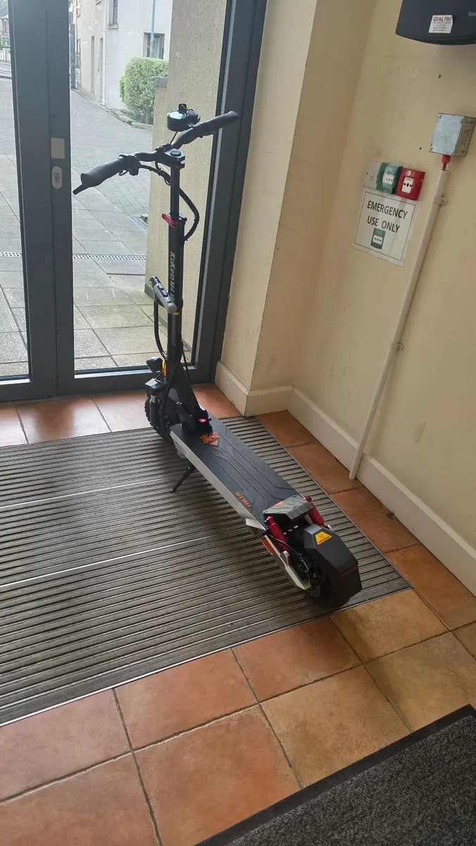 Electric Scooter - Image 2