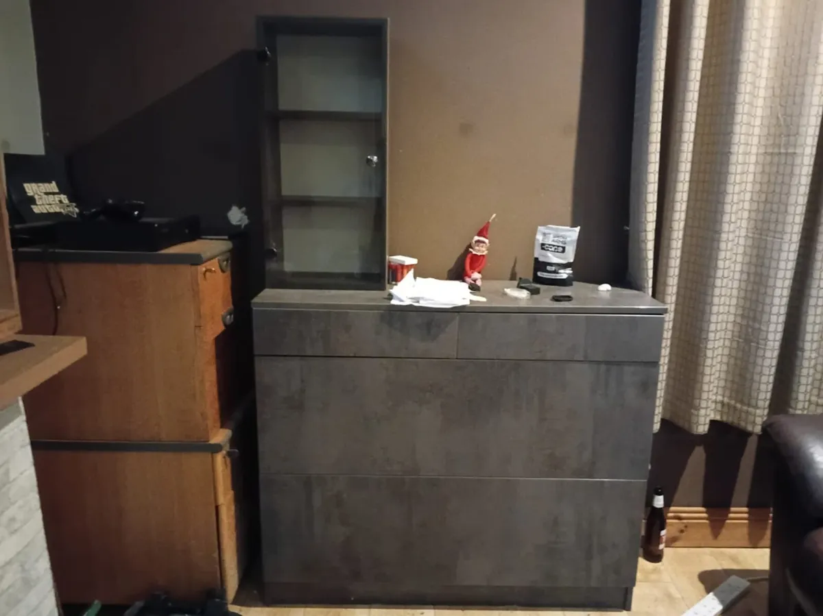 TV unit and drawers cabinet - Image 2