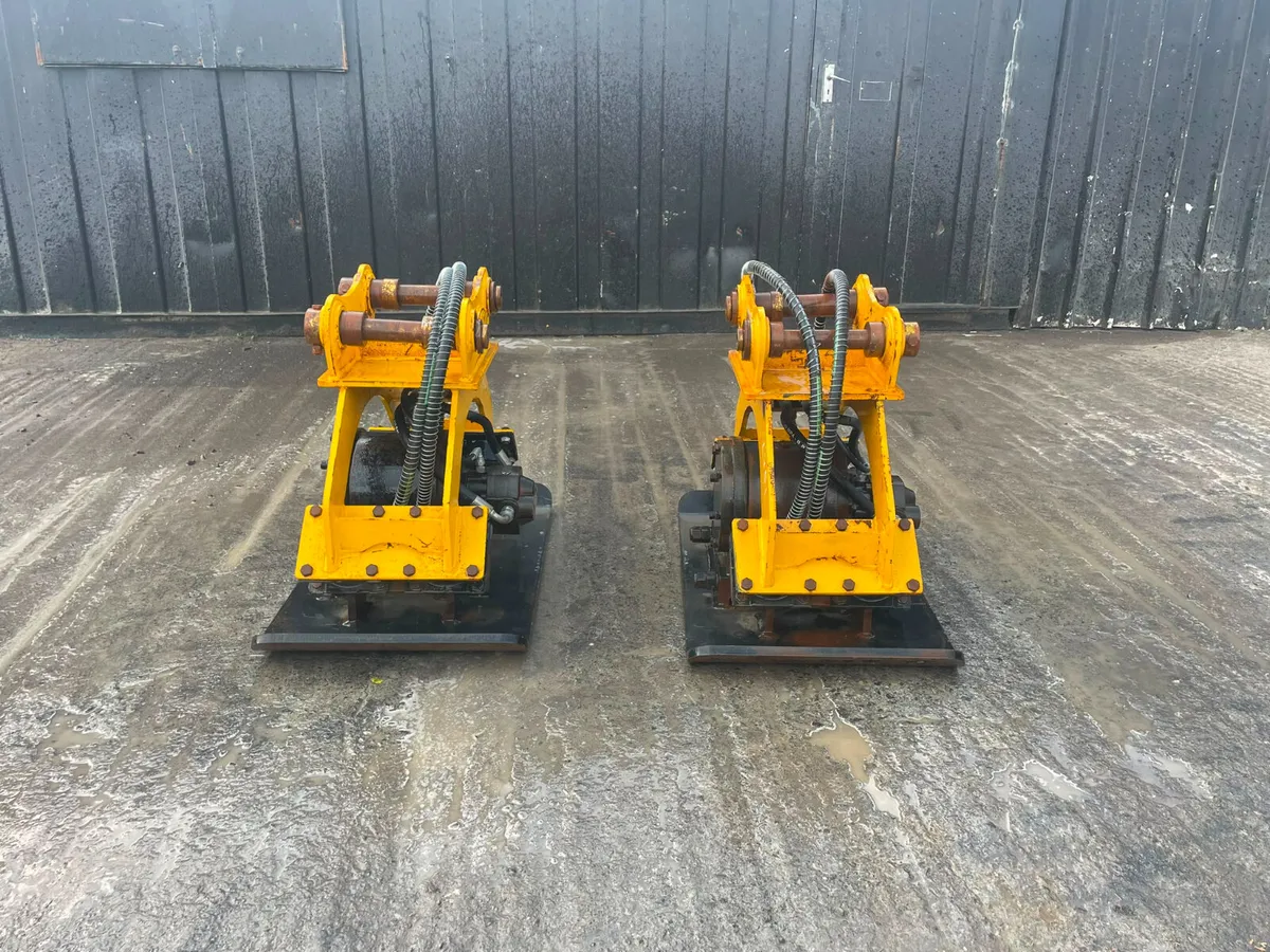 Hydraulic Compaction Plate – 45mm Pin – To Suit 6- - Image 2