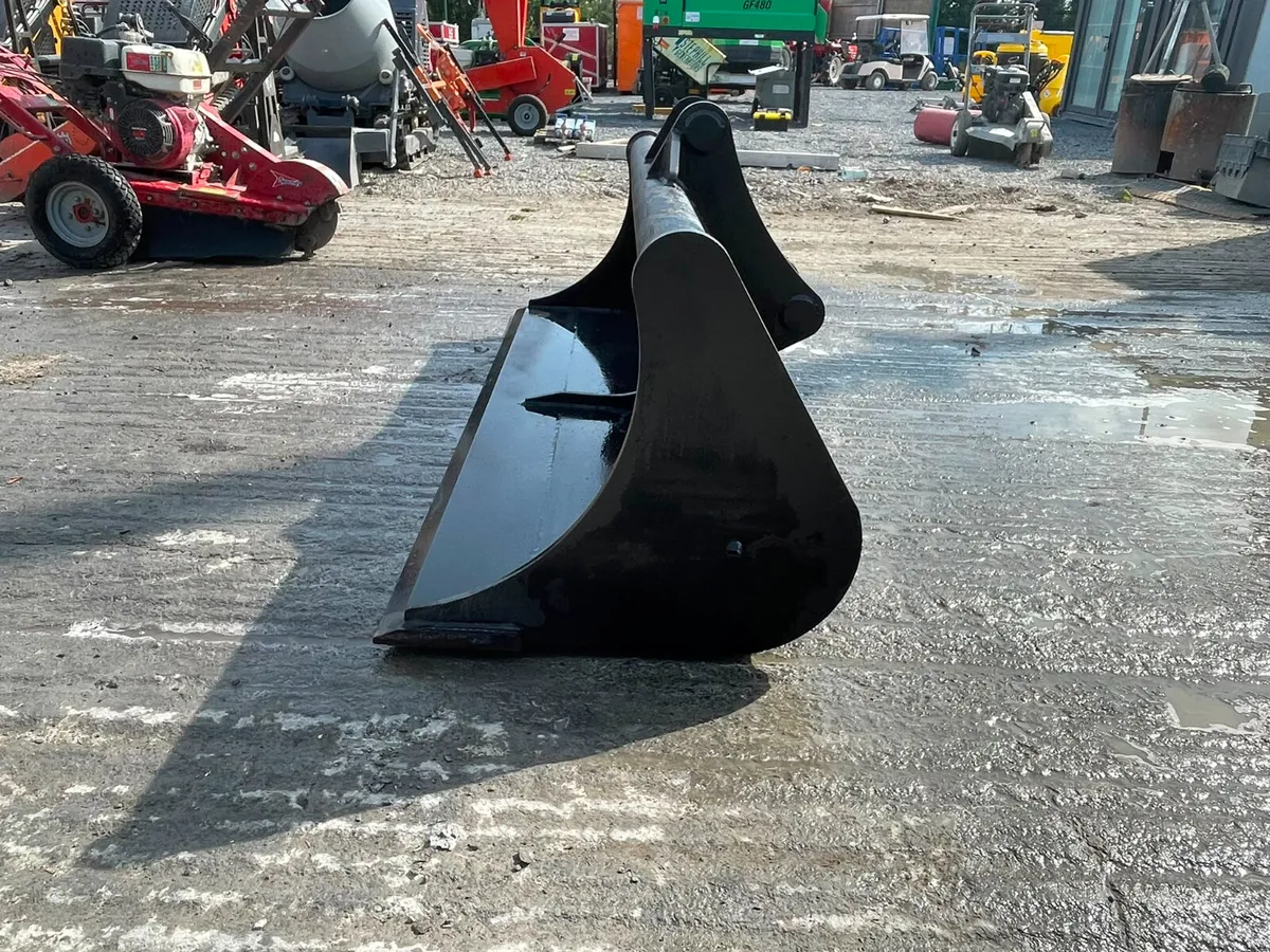 65mm Pin Grading Bucket – 6 Foot - Image 4