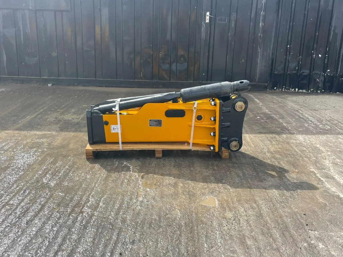 Hydraulic Breaker / Hammer Attachment - Image 1